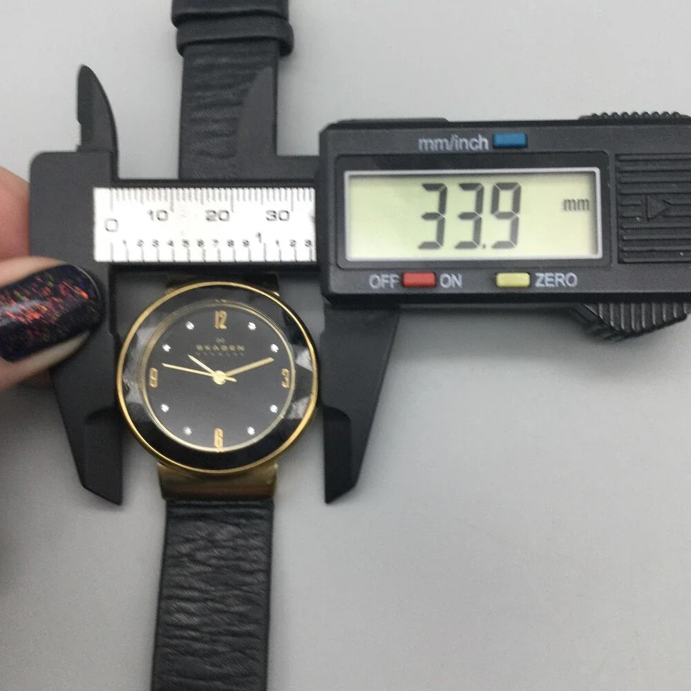 Skagen SKW2222 Womens Watch 34mm Black Dial Gold Tone Leather New Battery
